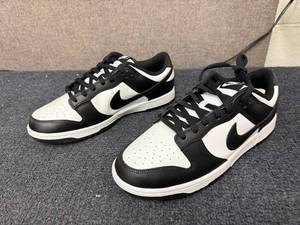 lot 41 image: Nike Dunk Lows - Mens 9.5 Womens 11