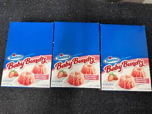 lot 144 image: 3 Packs of Hostess Baby Bundt Cakes - Strawberry Cheesecake
