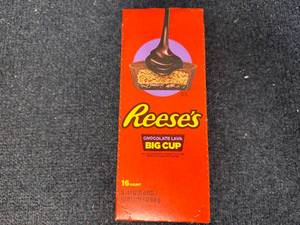 lot 156 image: 16ct ack of Reese Chocolate Lave Big Cups