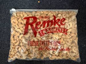lot 165 image: 1.5lb Bag of Sour Cream and Chive Cashews