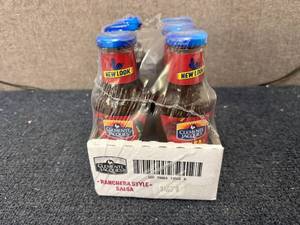 lot 175 image: 6 Pack of Clemente Jacques Ranchera Style Salsa