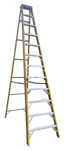 lot 62 image: Werner 12-Foot Fiberglass Step Ladder, 300 lbs Load Capacity