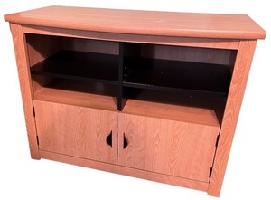 lot 128 image: Entertainment Console