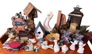 lot 129 image: Decorative Home Decor Collection Including Birdhouses and Figurines