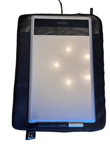 lot 81 image: Wacom Bamboo CTH-670 Graphics Tablet with Pen