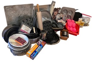 lot 117 image: Large Collection of Baking Pans, Molds, and Accessories