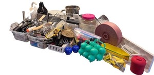 lot 122 image: Large Collection of Kitchenware, Utensils, and Storage Containers