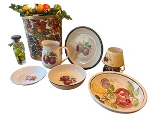 lot 124 image: Vintage Fruit-Themed Kitchenware Set Including Plates, Bowls, Pitcher, and Decor