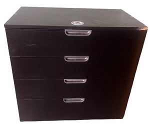 lot 160 image: 4-Drawer Locking File Cabinet