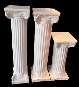 lot 154 image: Set of 3 Decorative White Pedestal Columns