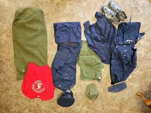 lot 217 image: US Air Force and Military Uniform Collection with Hats and Footwear