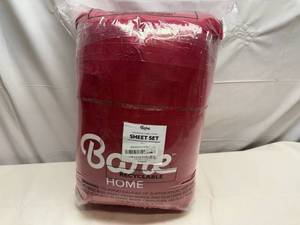 lot 9 image: Bare 17lb Weighted Blanket 60x80