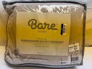 lot 10 image: Sandwashed Duvet Cover-KingCal King