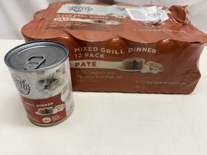 lot 19 image: 12 Special Kitty Pate Mixed Grill Dinner