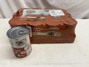 lot 20 image: 12 Special Kitty Pate Mixed Grill Dinner