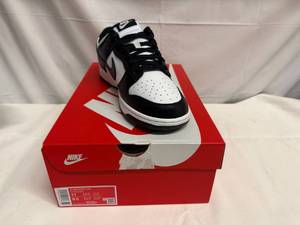 lot 37 image: 11W9.5M Nike Dunk Low
