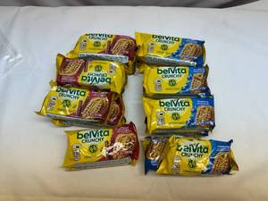 lot 81 image: 16x Belvia Breakfast Bars-Blueberry & CinnamonBown Sugar