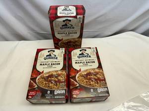 lot 90 image: 3x Quaker Maple Bacon Oatmeal