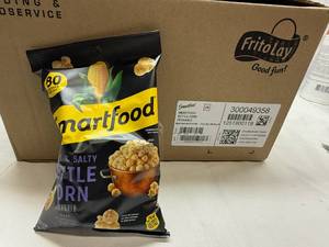 lot 104 image: 28x Smartfood Kettle Corn Popcorn
