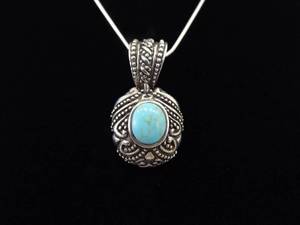 lot 52 image: .925 Sterling Silver Turquoise Howlite Pendant Necklace