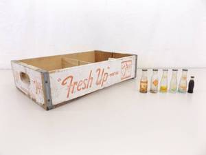 lot 27 image: Vintage Wood 7UP Crate and Vintage Mini Pop Bottles