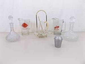 lot 31 image: Lot of Beer, Wine, and Liquor Glass and Crystal Service Sets