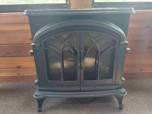 lot 21 image: Electric Fireplace Note Coon Rapids Pick Up Location