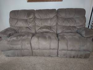 lot 24 image: Reclining Micro Fiber Couch & Loveseat  Note Coon Rapids Pick Up Location