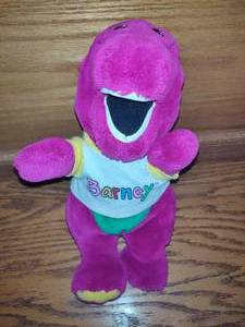 lot 42 image: Vintage Plush Barney Note Coon Rapids Pick Up Location