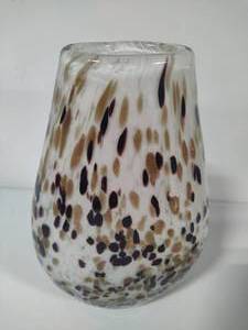 lot 1 image: Todd Oldham Glass Art Vase