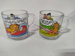 lot 10 image: Garfield Glass Collectors Mugs