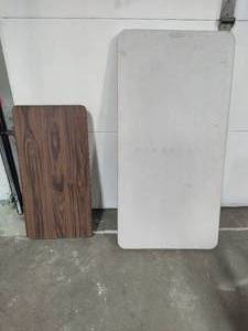 lot 68 image: Portable Tables