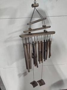 lot 78 image: Hanging Bamboo Windchime