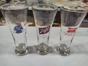 lot 112 image: Asst Pilsner Beer Glasses