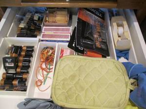 lot 153 image: Content of drawer to include a wide...