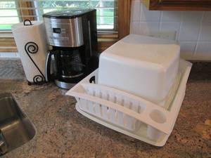 lot 158 image: Cuisinart Coffee maker with Stainle...