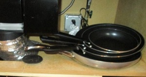 lot 175 image: Quality frying and sauce pan assort...