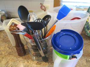lot 180 image: Glass container with misc kitchen u...