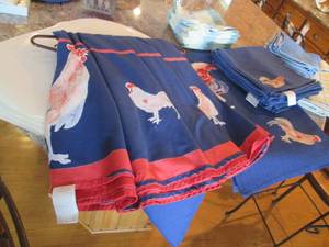 lot 184 image: Large supply of Rooster themed tabl...