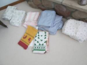 lot 214 image: Misc sheets and bed linens in Twin,...