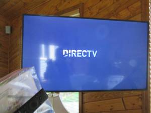 lot 217 image: Large Samsung flat screen TV...