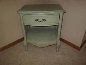 lot 62 image: Vintage Shabby Chic style single dr...