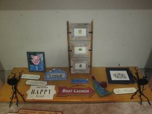 lot 78 image: Metal twig bundle shaped candle hol...