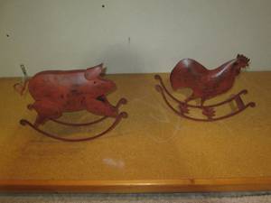 lot 83 image: Heavy Metal rocking rooster and roc...