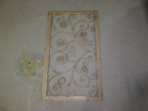 lot 114 image: Decorative metal wall art approx 17...