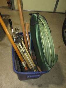 lot 142 image: Lawn irrigation, sledge hammer, ax ...