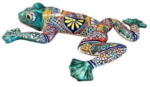 lot 52 image: Colorful Mexican Talavera Style Ceramic Frog Decor