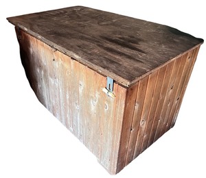 lot 81 image: Large Wooden Storage Cabinet with Lock