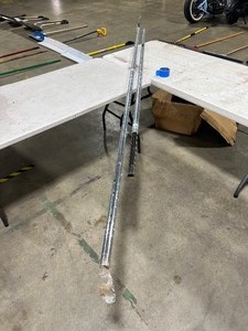 lot 19 image: 2 CLOSET RODS