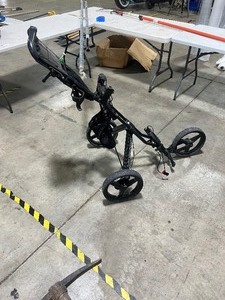 lot 23 image: SUN MOUNTAIN 3 WHEEL GOLF SPEED CART